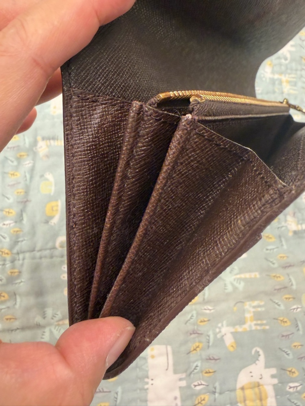 Louis Vuitton Sarah Damier Wallet (PRICE FIRM) - Picture 6 of 16